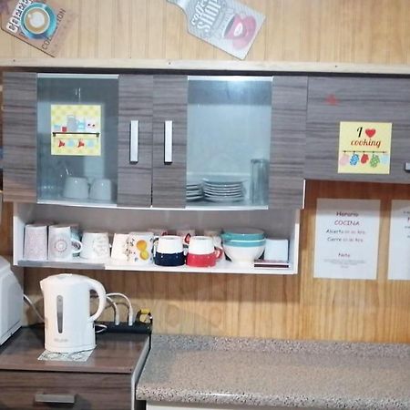 "Mi Hostal Tu Casa" Hostal Familiar Solo Empresas, Turistas Y Viajeros Espacio Para Bicicletas Y Motos Puerto Montt Luaran gambar
