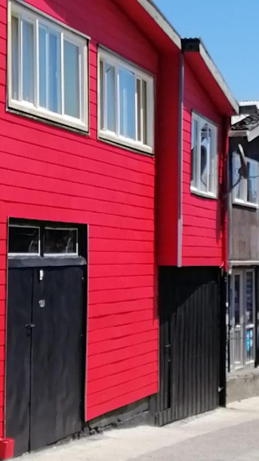 "Mi Hostal Tu Casa" Hostal Familiar Solo Empresas, Turistas Y Viajeros Espacio Para Bicicletas Y Motos Puerto Montt Luaran gambar