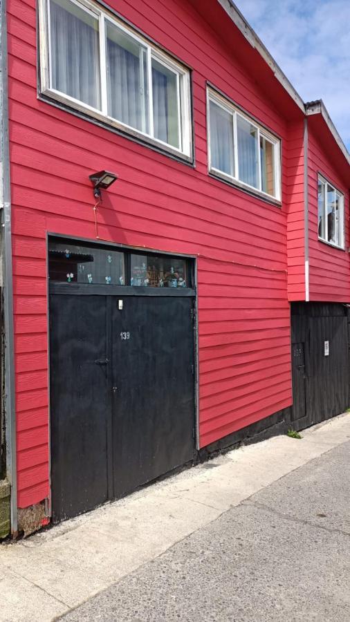 "Mi Hostal Tu Casa" Hostal Familiar Solo Empresas, Turistas Y Viajeros Espacio Para Bicicletas Y Motos Puerto Montt Luaran gambar